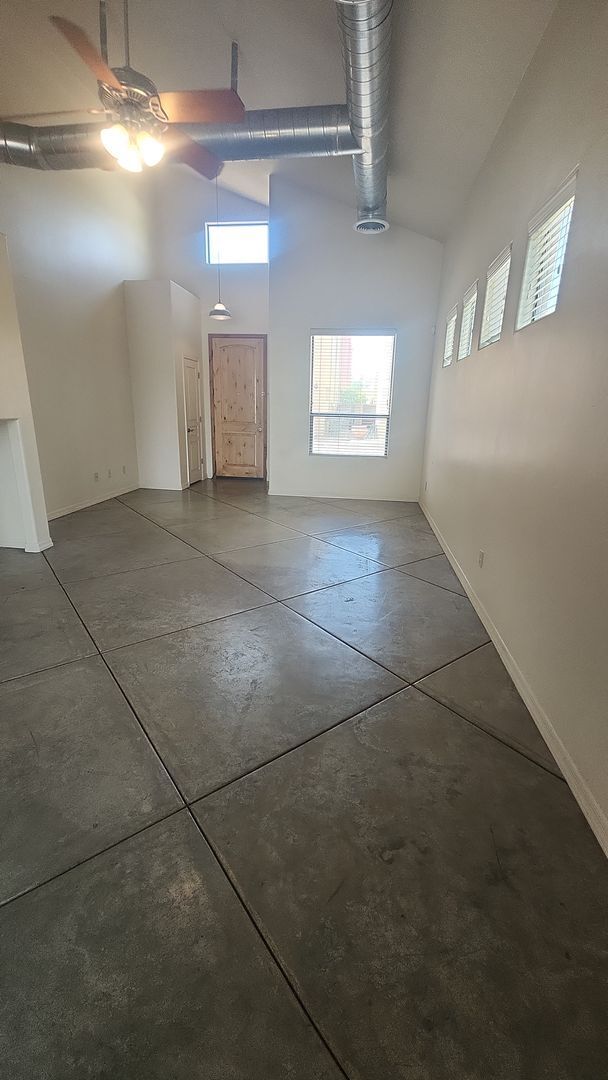 Building Photo - Modern 4 Bed, 3 Bath Home in Desirable Presidio Park with Solar