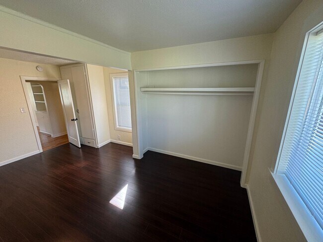 Building Photo - 4 Bedroom House in SE Eugene