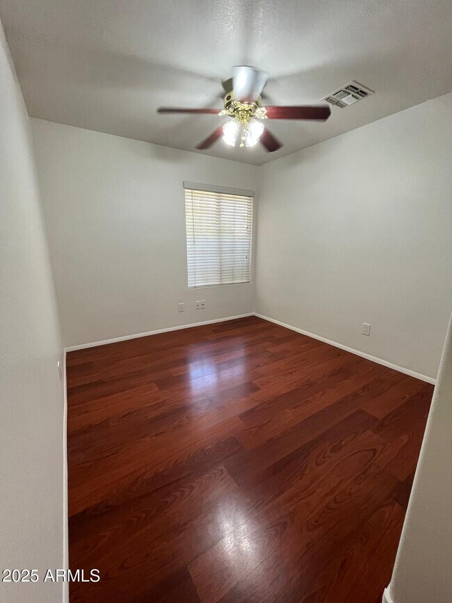 Building Photo - 5023 W Kristal Way