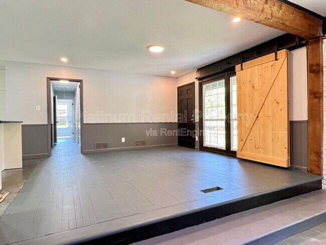 Building Photo - 2170 Beech Valley Dr