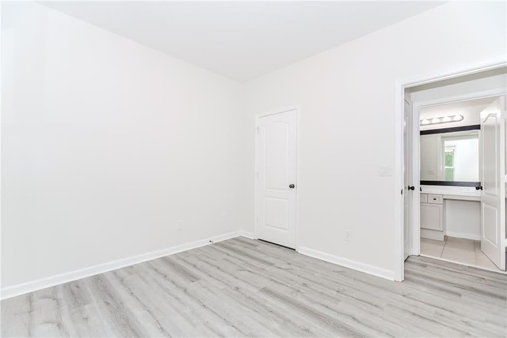 Building Photo - 2023 Jameson Cir NE