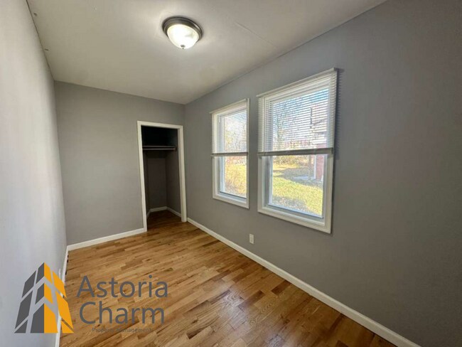 Building Photo - 3004 Clifton Ave