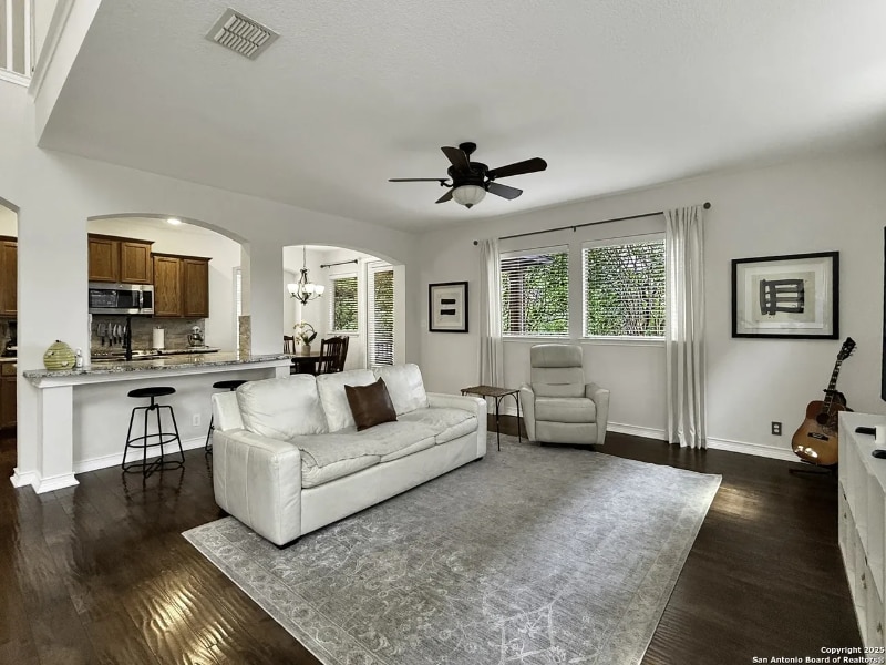 Building Photo - 1210 Cresswell Cove