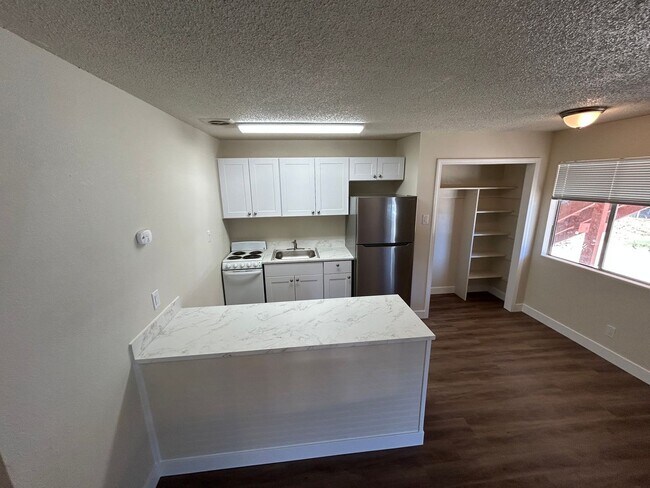 Building Photo - 618 Rancheria Dr