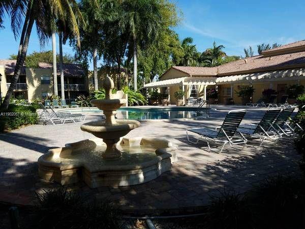 Building Photo - 4669 NW 97th Ct