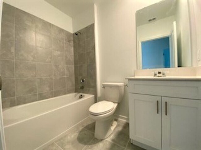 Building Photo - Gorgeous 3 Bedroom Home in the Preserve at...