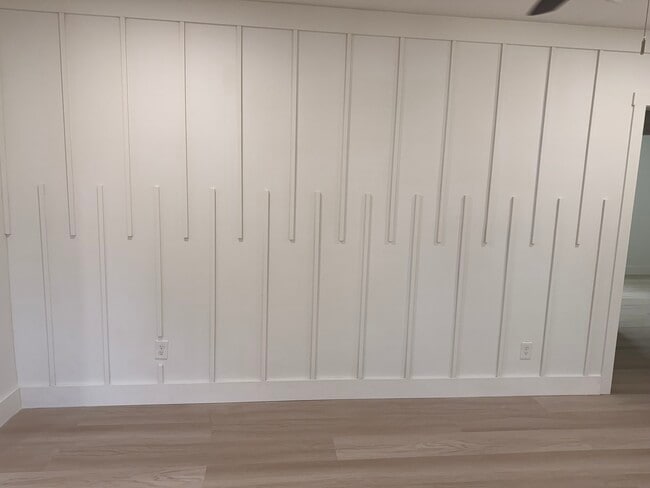 Building Photo - 1155 6th St SW