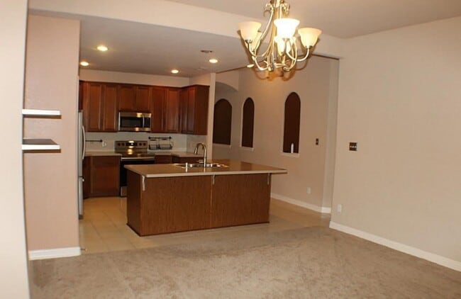 Building Photo - 15223 Harlin