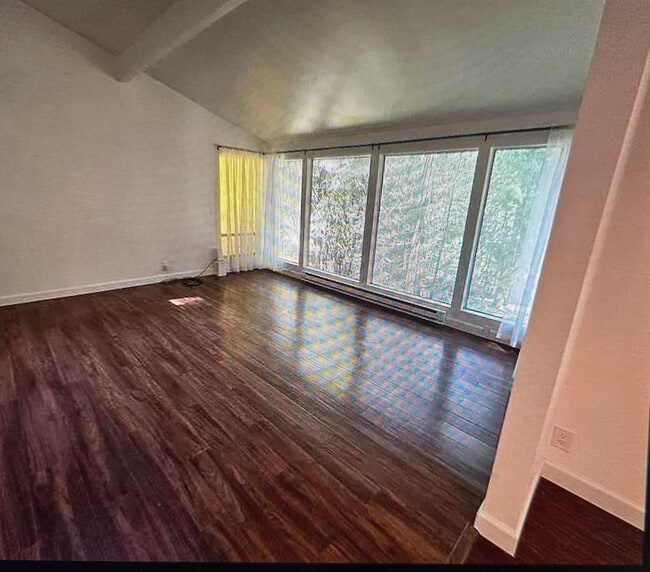 Building Photo - Amazing Sudden Valley Rental