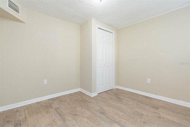 Building Photo - 4506 Grand Central Ave