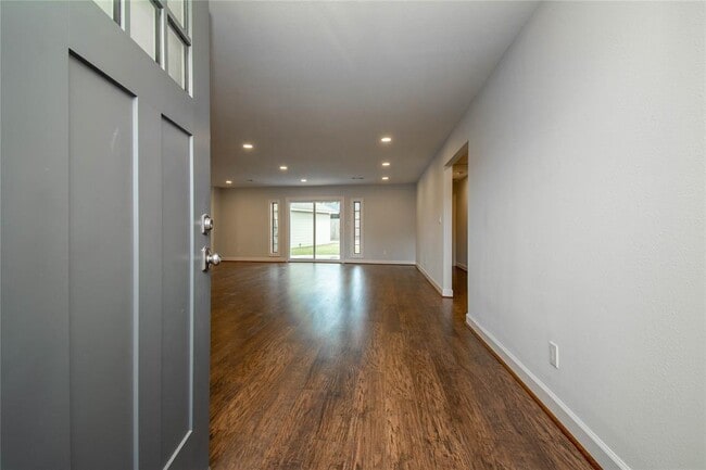 Building Photo - 6810 Northampton Way