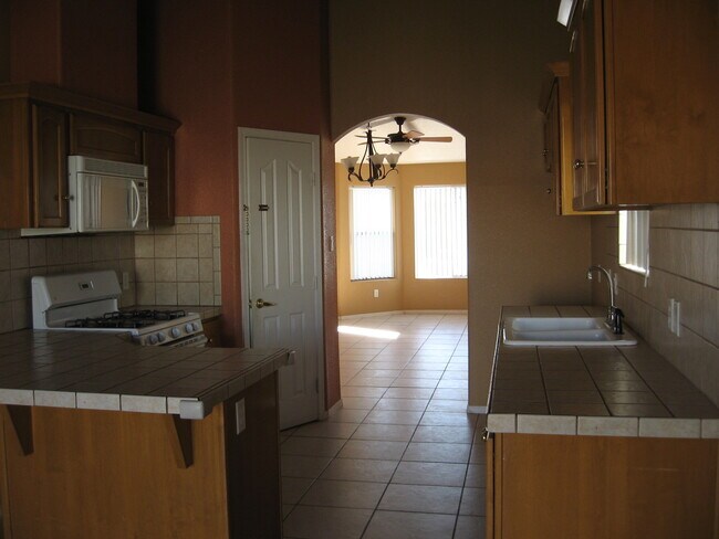Building Photo - VILLA CHAPARRAL