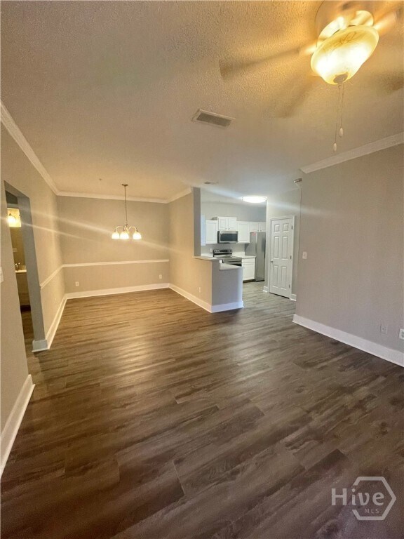 Building Photo - 5101 Walden Park Dr