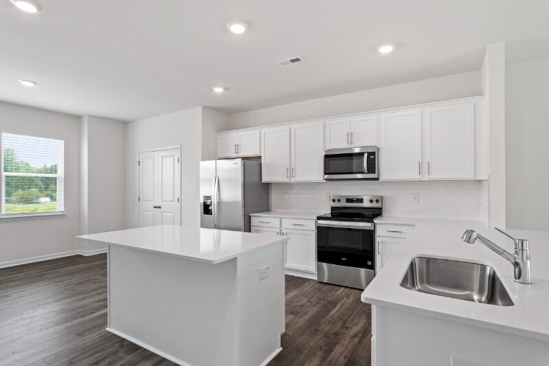 Building Photo - 703 Lucky Clover Wy
