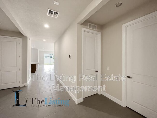 Building Photo - 3449 McLain Preserve Pt