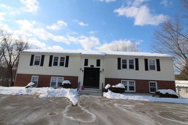 Building Photo - 84 Franklin St