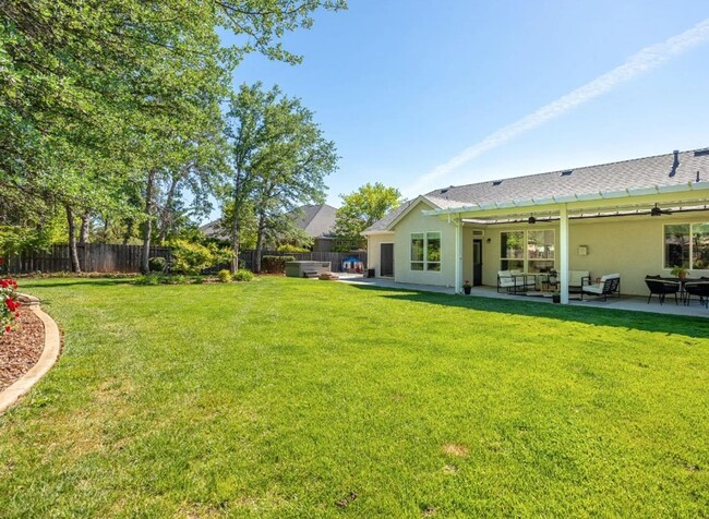 Building Photo - Beautiful Custom East Redding Home with a ...