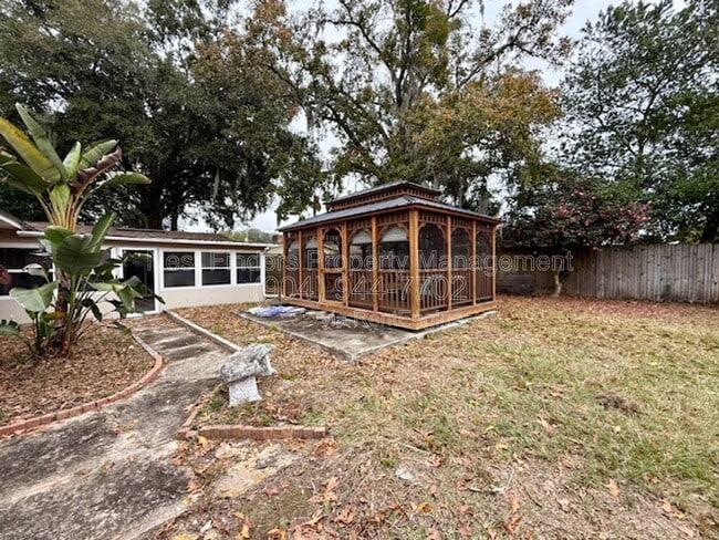 Building Photo - 4023 Grissom Dr