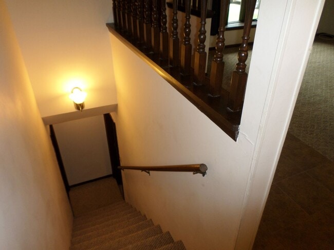 Building Photo - House on Browning available NOW