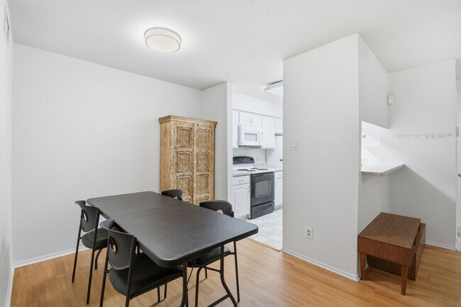 Building Photo - 2601 S Braeswood Blvd