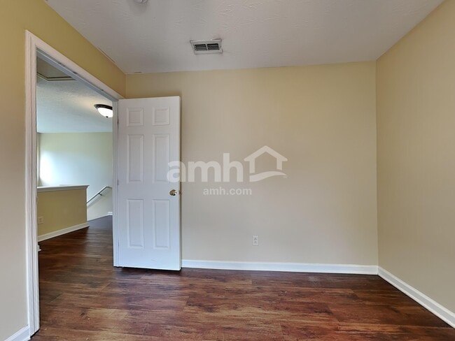 Building Photo - 1153 Reveres Run
