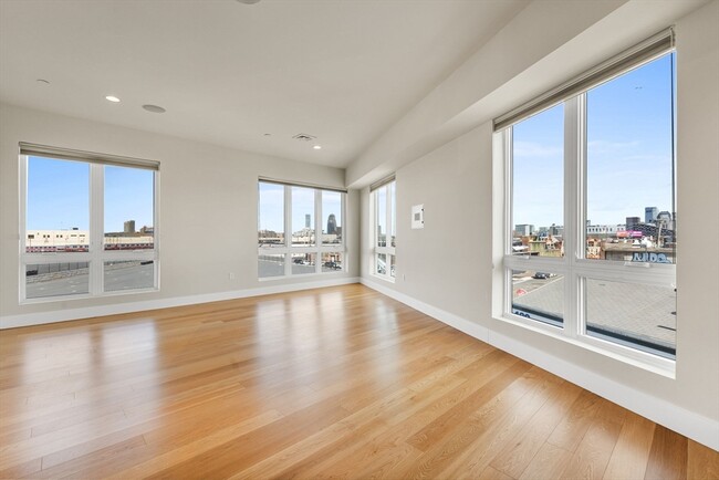 Building Photo - 488 Dorchester Ave