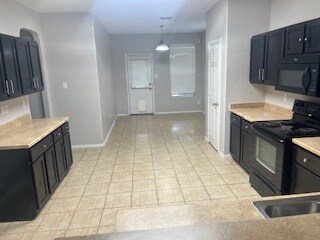 Building Photo - 25711 Lost Creek Way