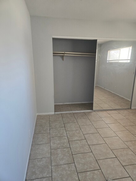 Building Photo - 3853 Soda Springs Dr