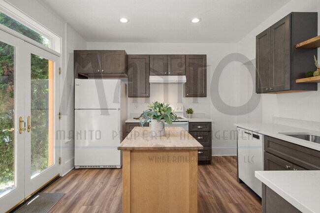 Building Photo - 1631 W 1st Ave