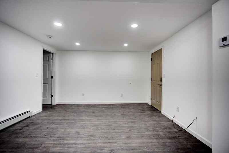 Building Photo - 308 E Mary St