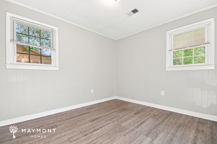 Building Photo - 4426 Hardwood St