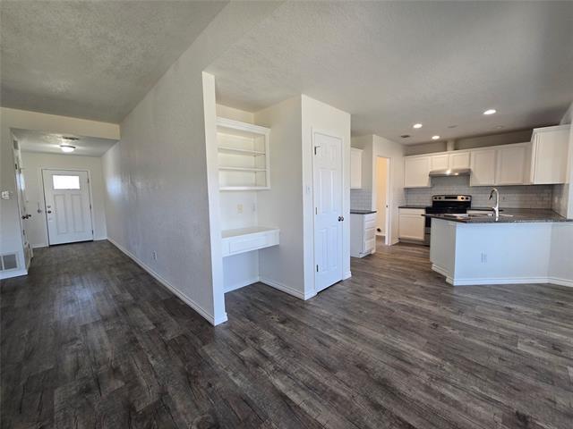 Building Photo - 6403 Jennie Ln