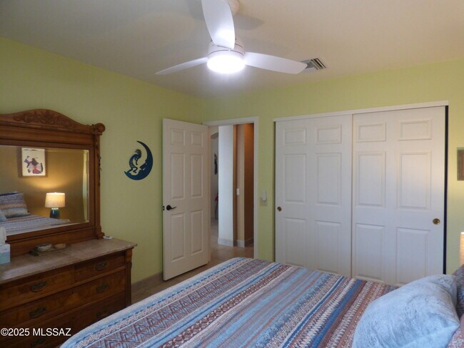 Building Photo - 14274 N Trade Winds Way