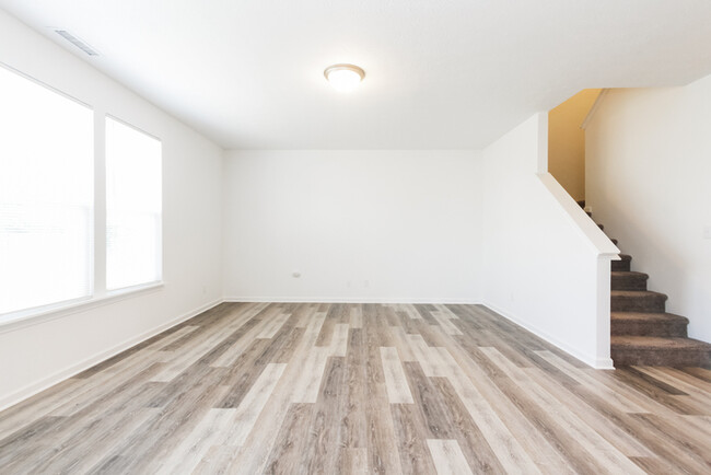 Building Photo - 1364 Delacorte Cir