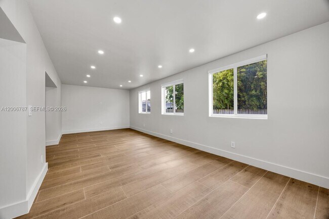 Building Photo - 8760 SW 83rd St