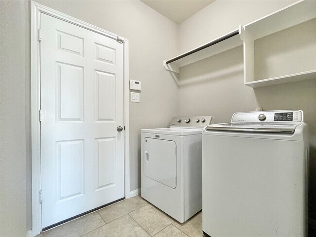 Building Photo - 30743 Gardenia Trace Dr