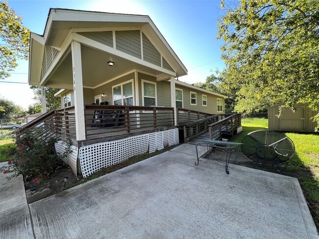 Building Photo - 3366 Airport Blvd