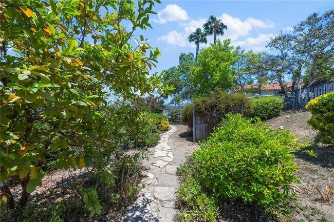 Building Photo - 31396 Lake Vista Cir