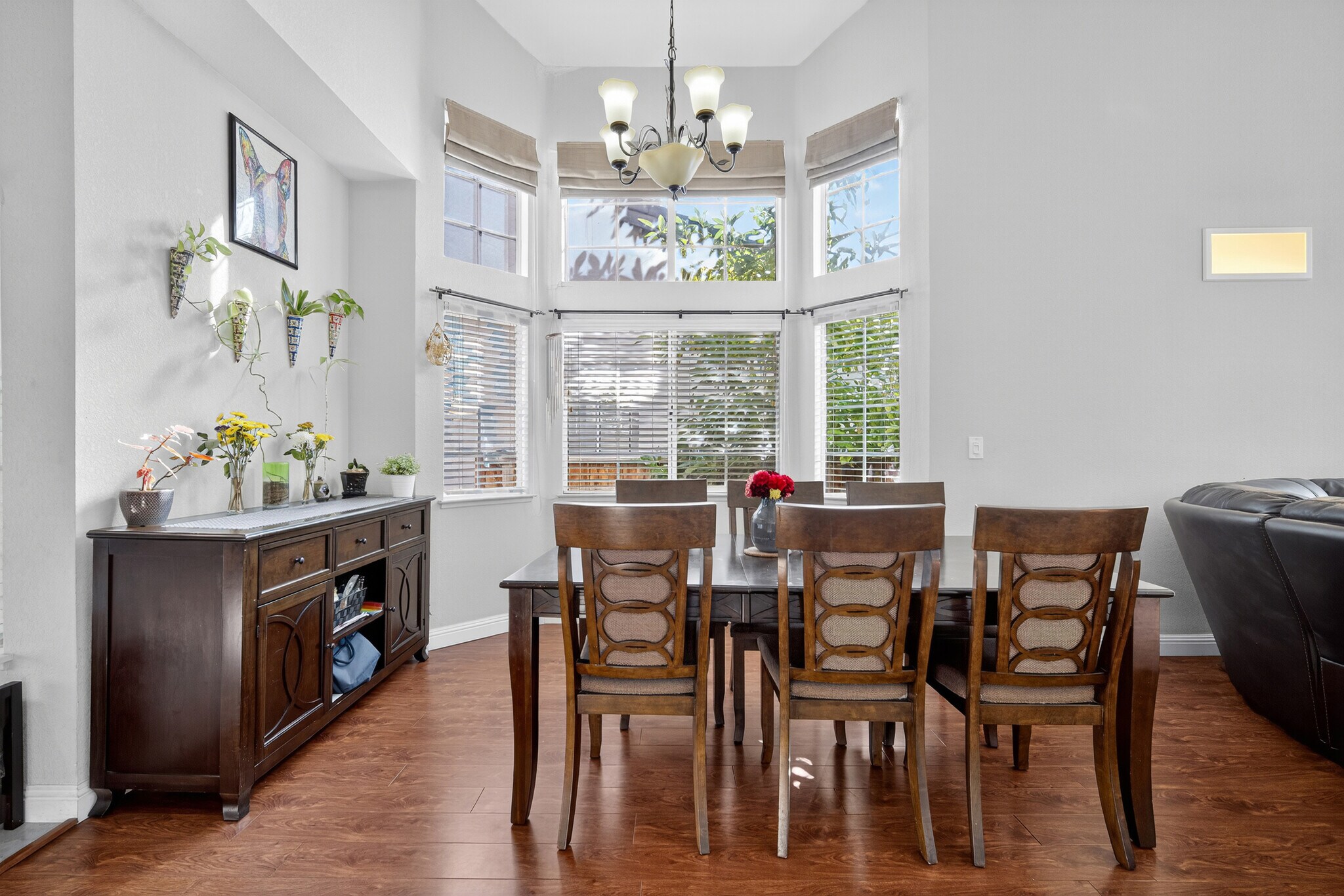 Building Photo - 151 Buck Ct