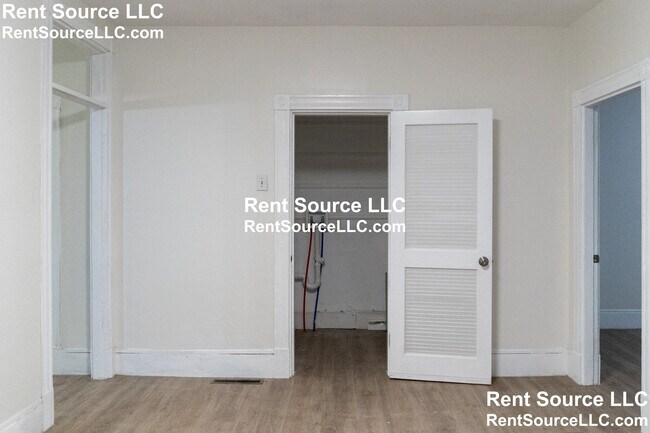 Building Photo - 258 Prospect St