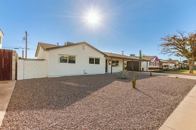 Building Photo - 6701 E Culver St