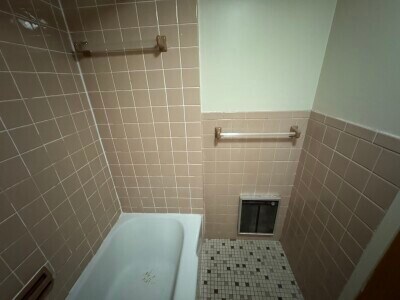 Building Photo - 1114 Commonwealth Ave