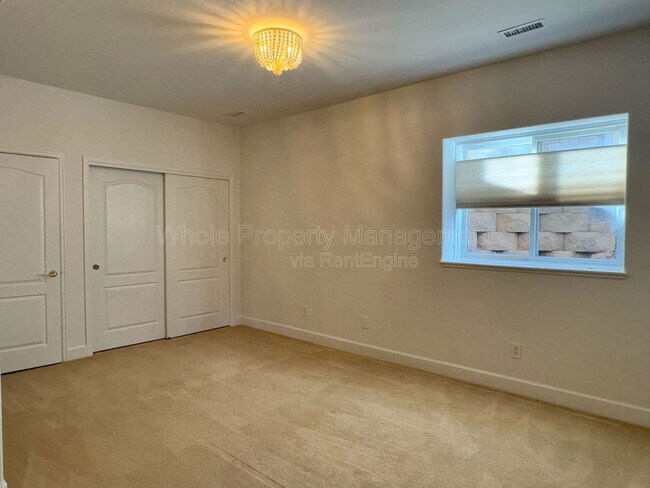 Building Photo - 14973 W 32nd Dr