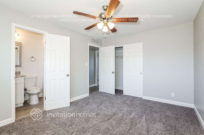 Building Photo - 1539 W 7th St