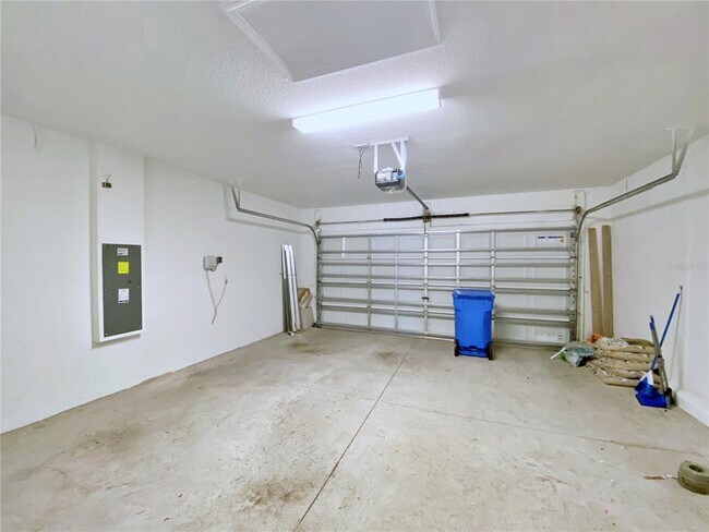 Building Photo - 9917 Calypso Orchid Ct