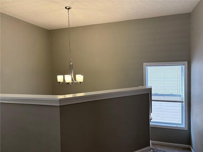 Building Photo - 303 Barberry Pl