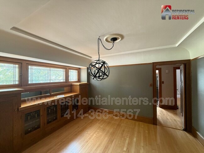 Building Photo - 2203 N 68th St