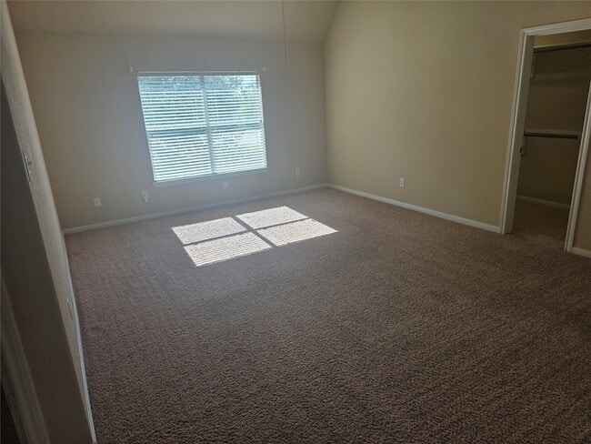 Building Photo - 2520 Garnetfield Ln