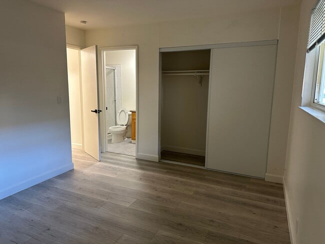 Building Photo - 5200 Snow Dr