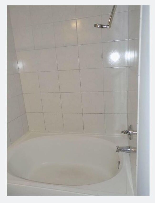 Building Photo - Spacious Condo with Expansive Pond Views